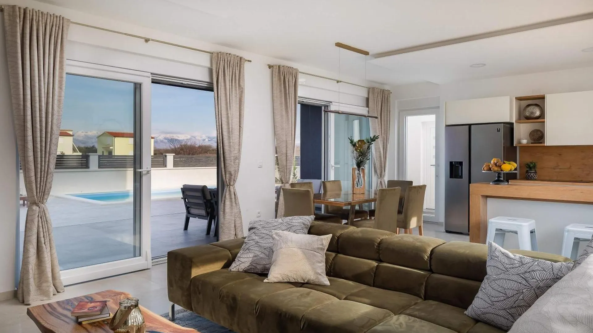 Villa With Pool Near Sandy Beach - By Traveler Tourist Agency Krk - Id 2224 Privlaka   Privlaka (Zadar)